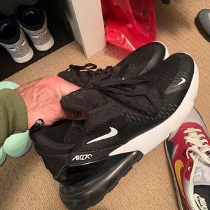 Nike Air Max 270